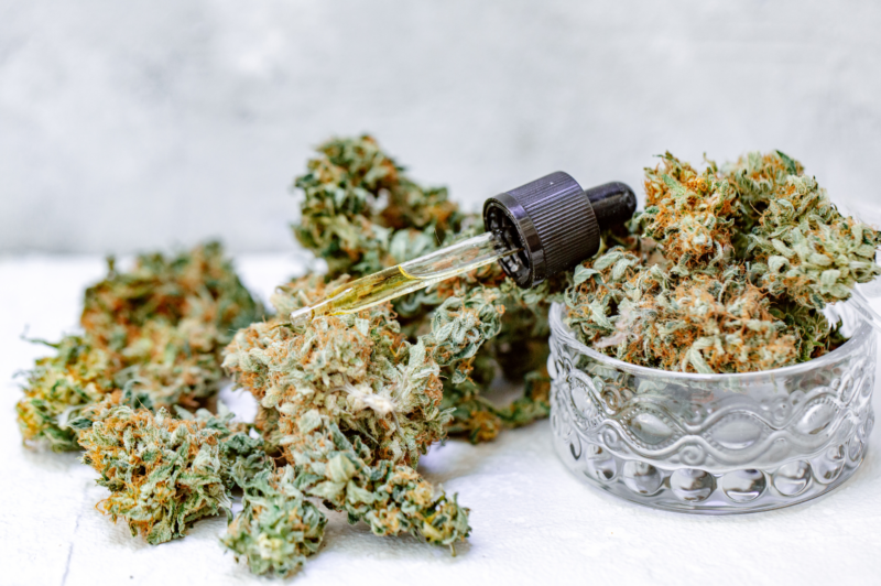 fleurs et huile cbd