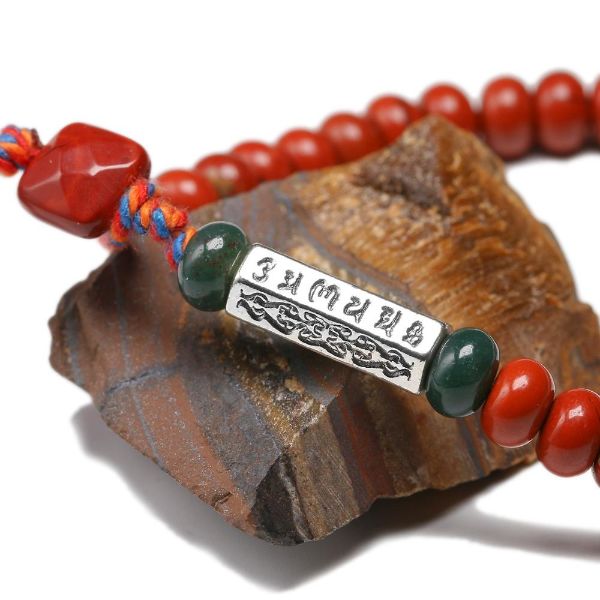 bracelet tibetain en pierre de jaspe rouge