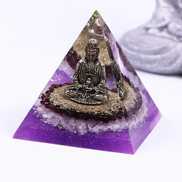 pyramide orgonite bouddha
